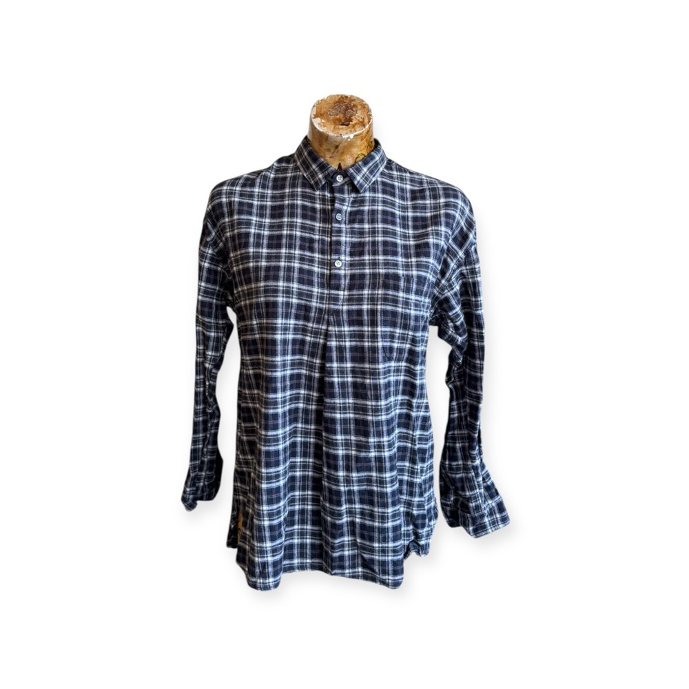6397 plaid flannel top shirt black white long sleeve button down XS